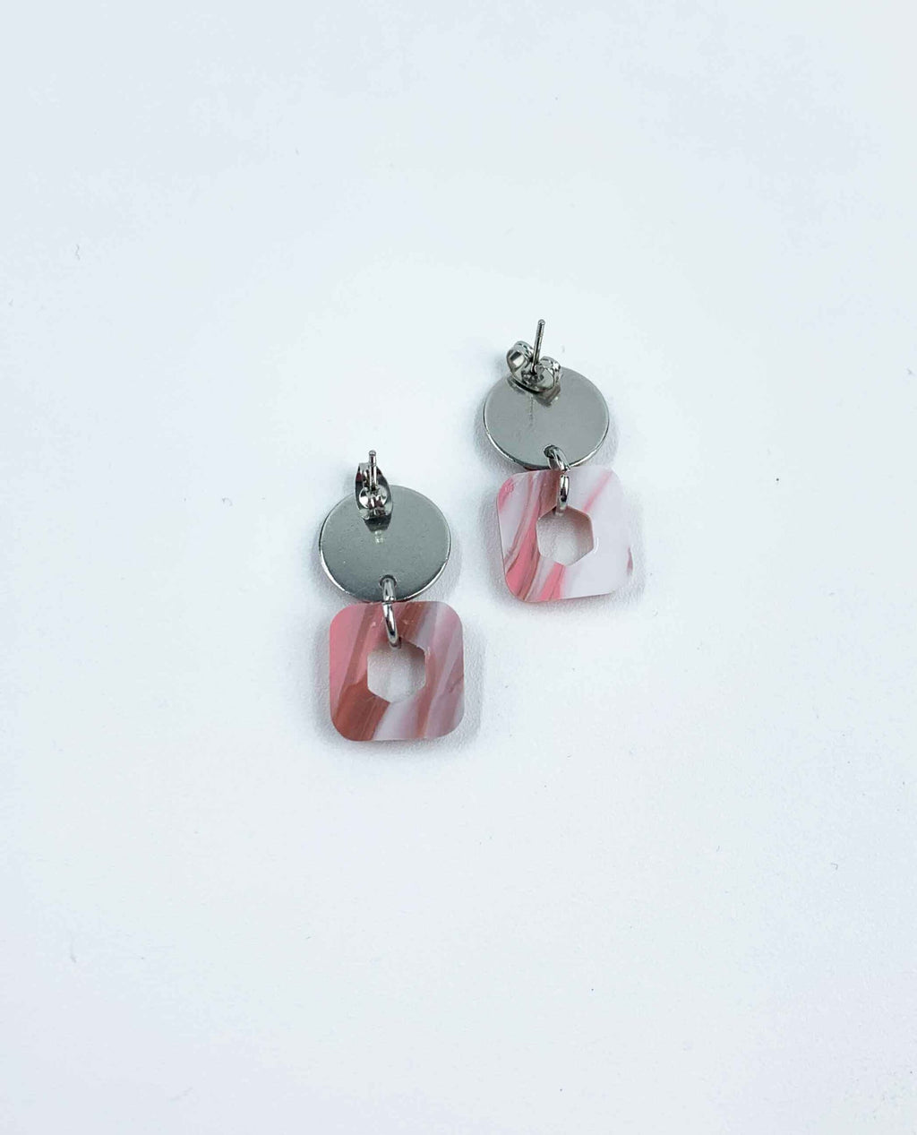 Pendientes cuadro rosa